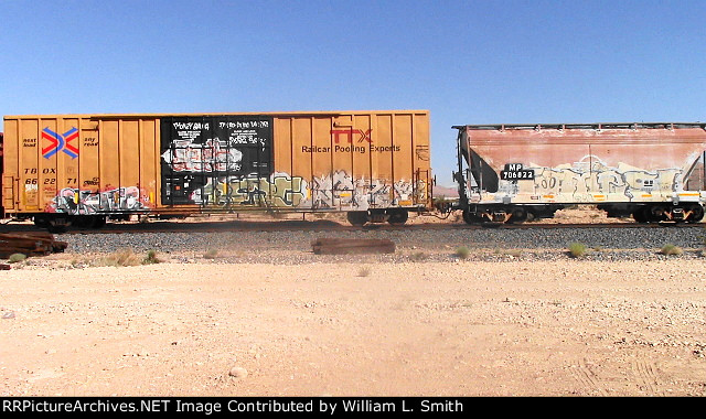 EB Manifest Frt at Erie NV W-MTrnSlv-Pshr -101